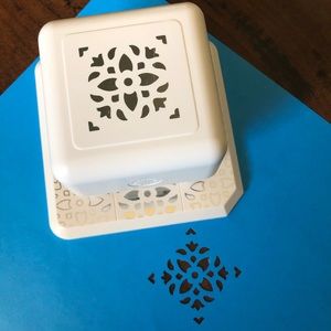 Martha Stewart All Over Page Punch